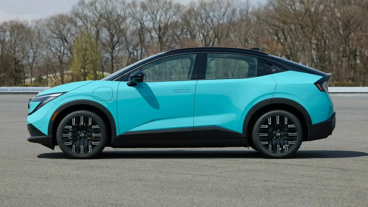 yeni-jenerasyon-nissan-leaf-duyuruldu-iste-tasarimi-3-e7l1T7AS Yeni jenerasyon Nissan Leaf duyuruldu! İşte tasarımı